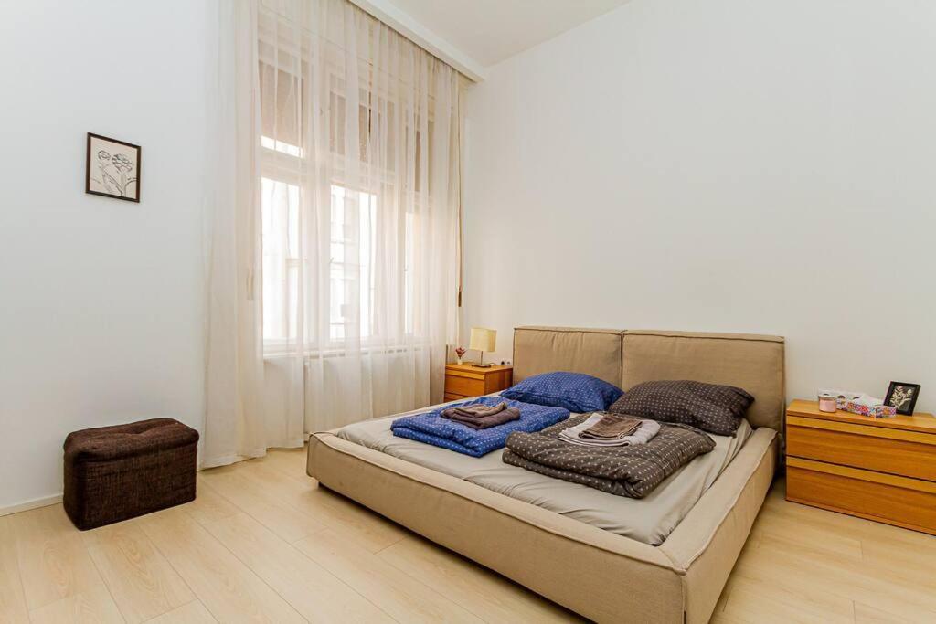 Luminous Design Apartment - W18 Budapest Exteriör bild